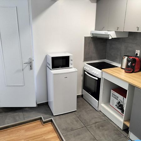 Super Appartement Autonome A Villepinte Proche De Paris Kültér fotó