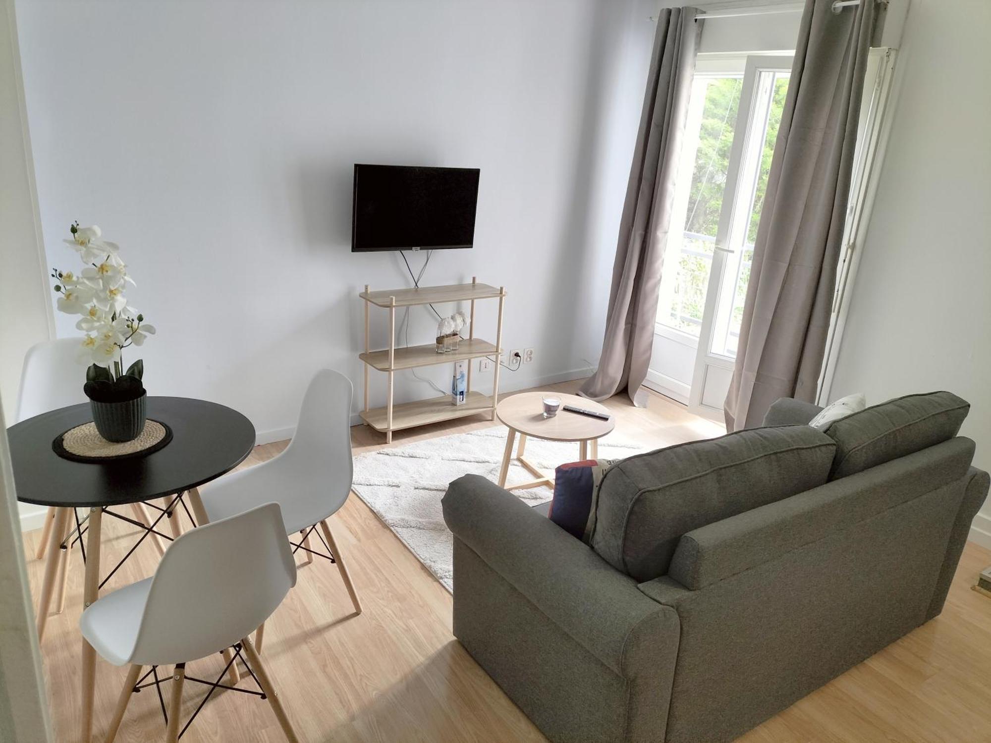 Super Appartement Autonome A Villepinte Proche De Paris Kültér fotó